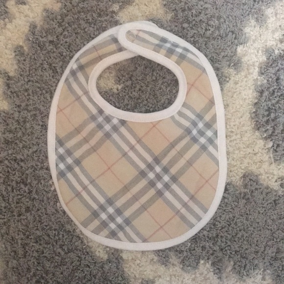burberry bib